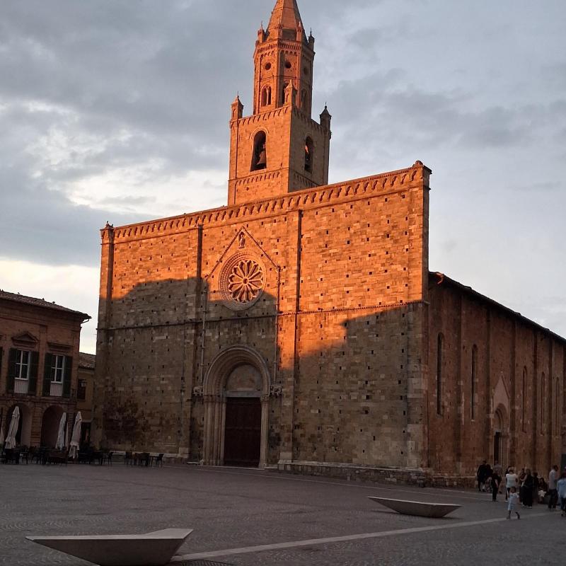 tra nuvole sole e forse pioggia