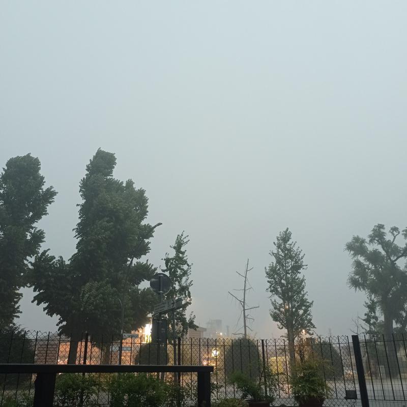 Acqua e vento sembra nebbia