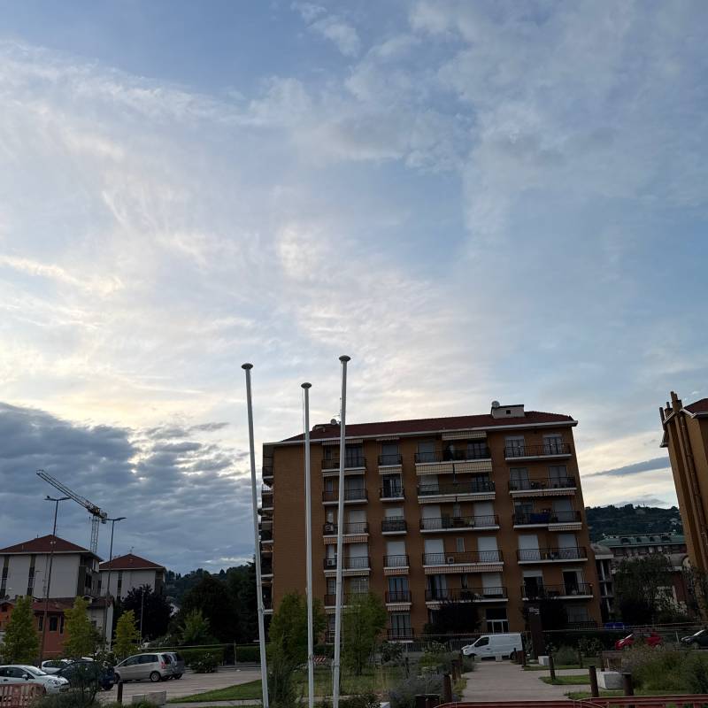 Nuvole su Moncalieri dalla piscina comunale