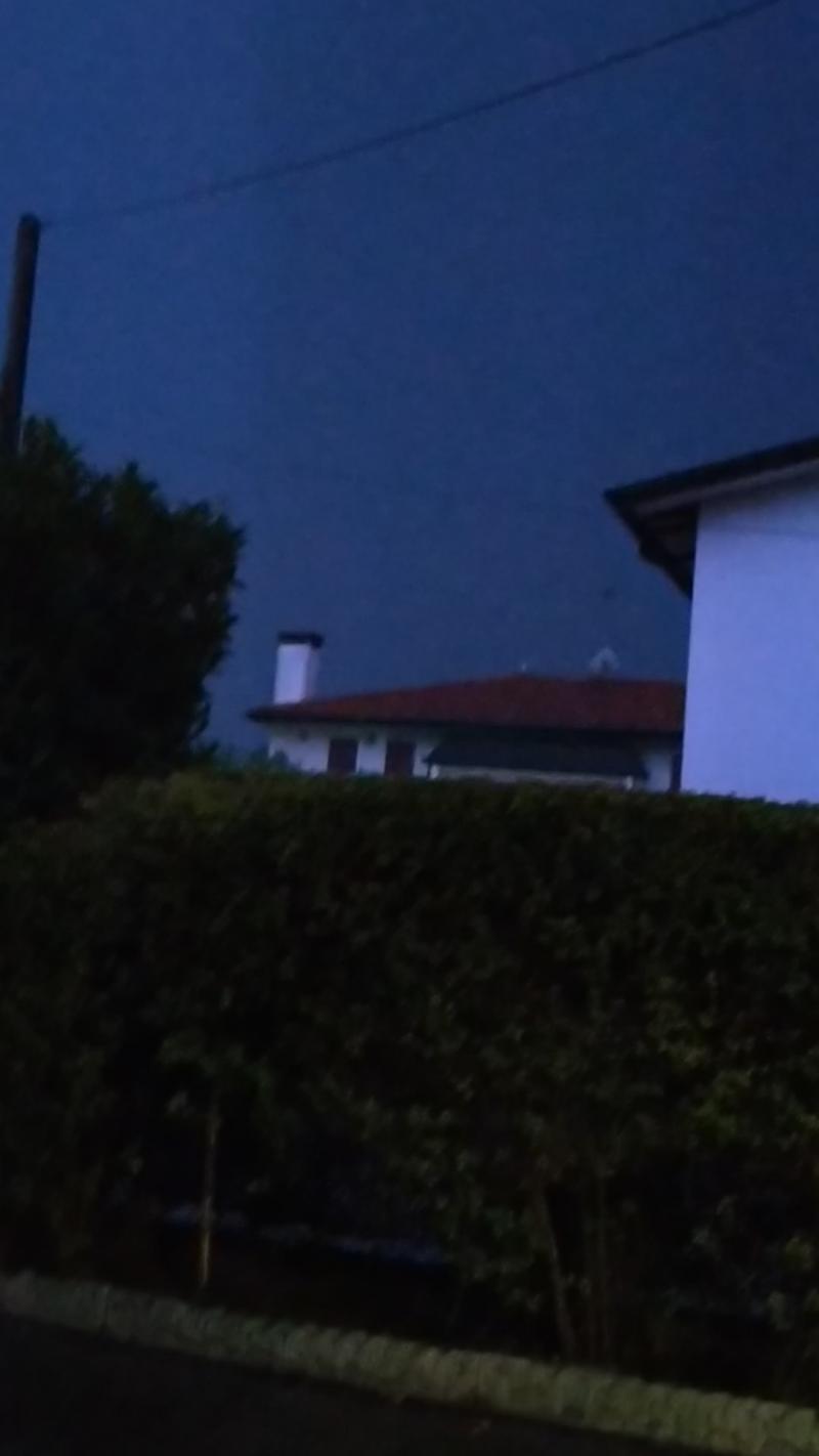 un lampo illumina Sant'Eufemia di Borgoricco ore 22