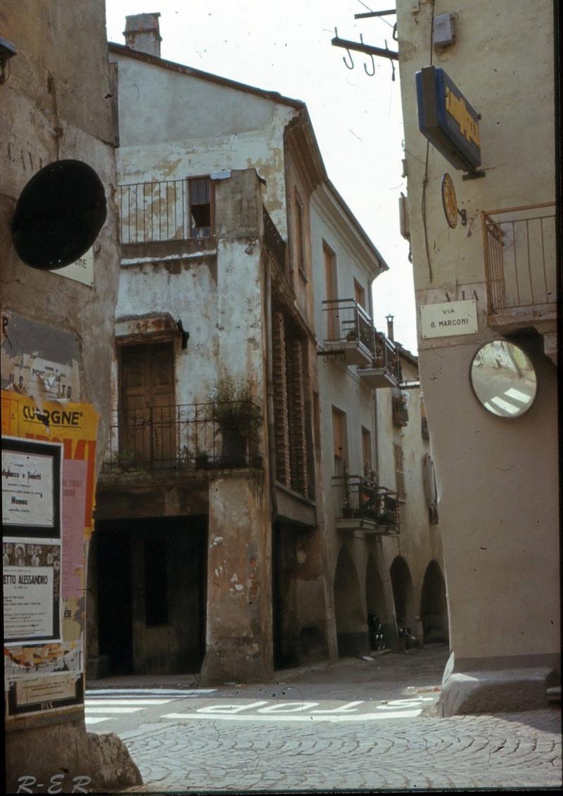 Via caviglione