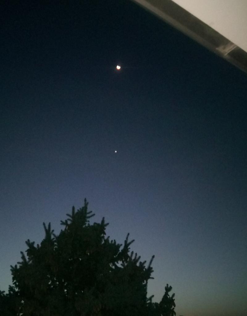 la luna e venere