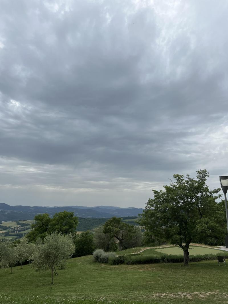 pioggia sulle colline di Gubbio