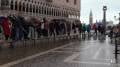 Immagine 1:Cronaca meteo diretta - Acqua alta a Venezia, raggiunto il picco: allagata Piazza San Marco - Video