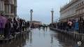 Immagine 1:Cronaca meteo - Venezia, raggiunto il picco di acqua alta - Video