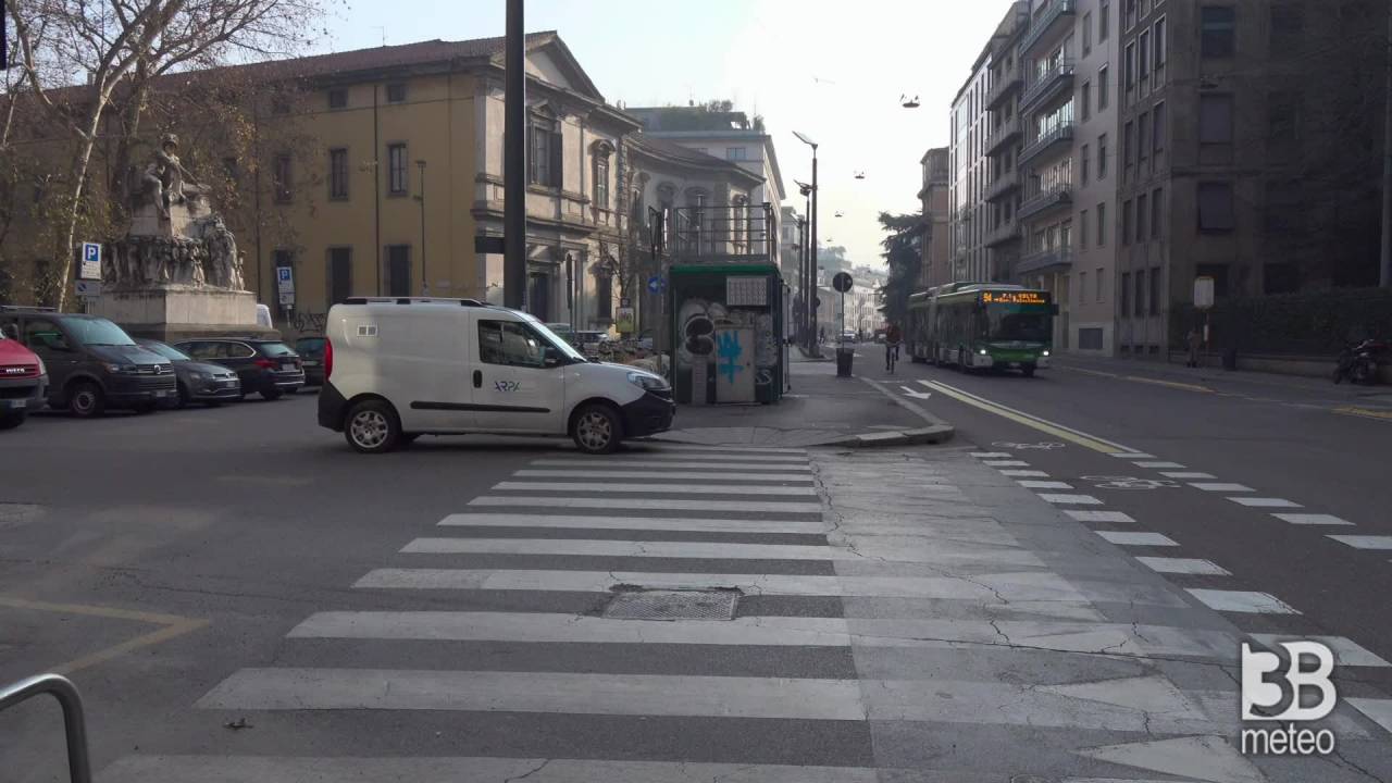 Emergenza smog a Milano: immagini della centralina Arpa