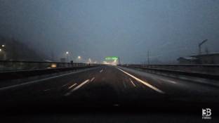 Cronaca meteo diretta - Neve lungo autostrada Brennero: la situazione alle 7:00 - Video