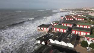 Cronaca meteo diretta - L erosione del litorale romano: immagini dal drone - Video