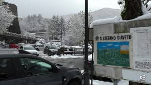 Cronaca meteo diretta - Liguria. Neve nell entroterra: Santo Stefano D Aveto imbiancata - Video