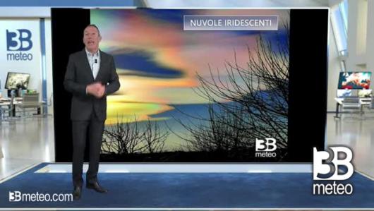 Nubi Iridescenti. L'Atmosfera è un mondo meraviglioso