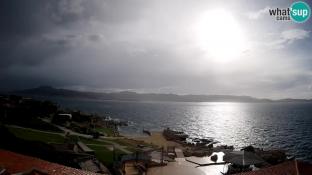 Live cam Phi Beach - Forte Cappellini webcam Porto Cervo - Arzachena - Sardegna